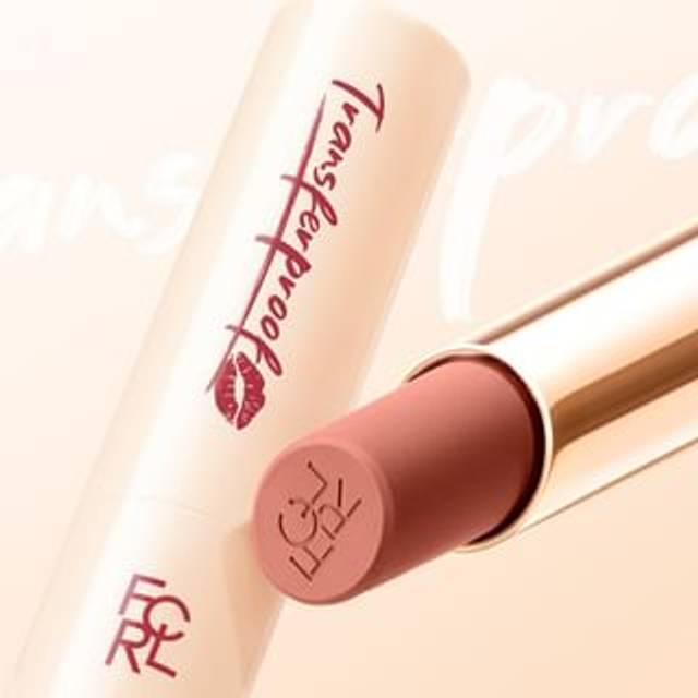 FOCALLURE - Transferproof Matte Lipstick - 3 Colors #PK01 Coral Pink - 3.5g
