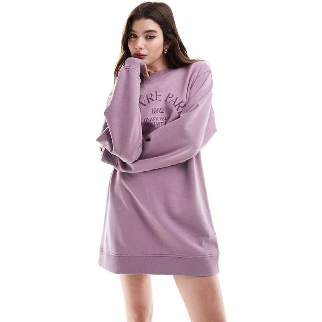 ASOS DESIGN – Blekt syrénlila sweatshirtklänning i minilängd med Louvre Paris-tryck-Flera