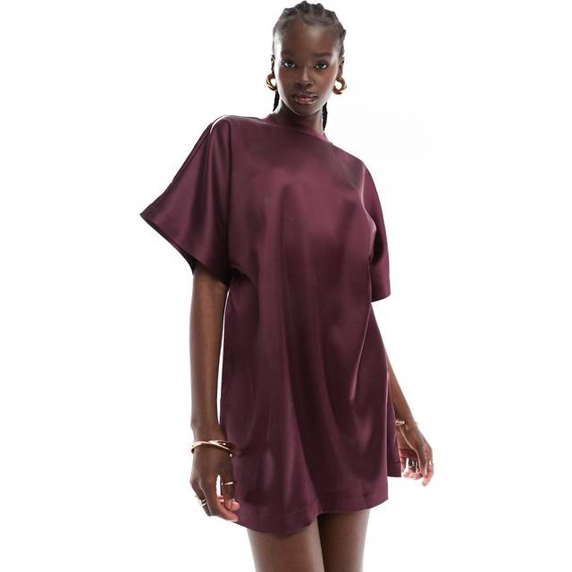 ASOS DESIGN – Vinröd, oversize, minilång t-shirtklänning i satin