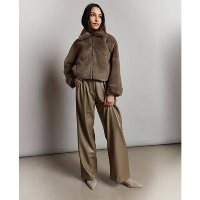 Kenneth Cole Pleated Wide Leg Pant