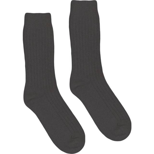 Merino Wool Socks - Lava Grey - Founded in 2017 by entrepreneur Tue Deleuran, Danish brand Colorful Standard aims to brighten outfits with beautiful fabric-dyed clothing. With design and fit in mind, the label creates basics in a myriad of tones that are timeless, comfy and bound to bring cheerfulness to any wardrobe.