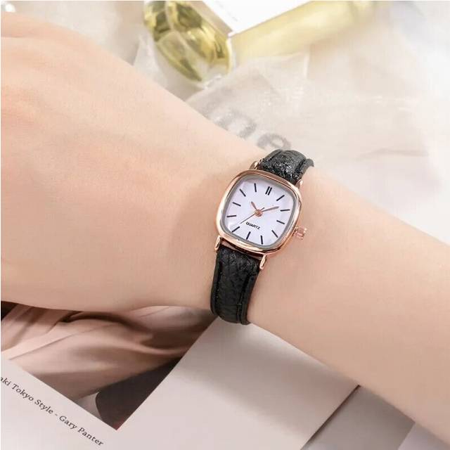 (Black Gold White) Women's Simple Vintage Watches for Women Dial Wristwatch Leather Strap