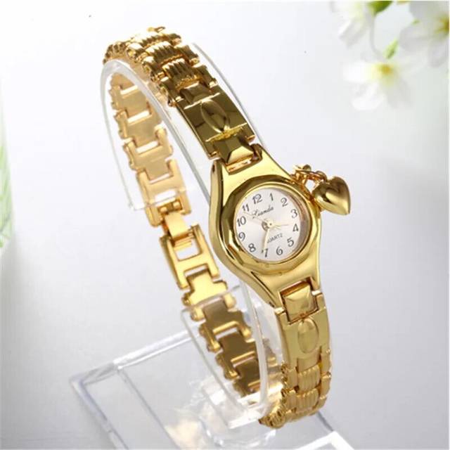 (D) Women Watch Mujer Relojes Golden Small Dial Quartz Leisure Popular Wristwatch