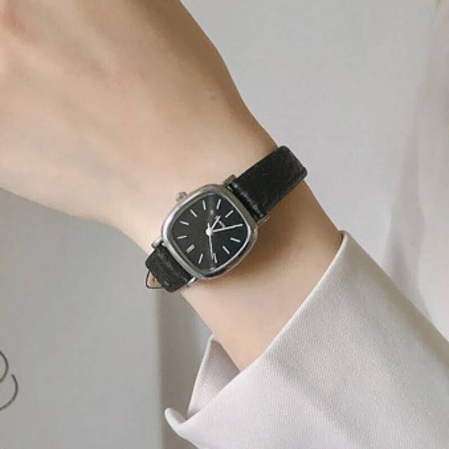 (All Black 2) Retro Brown Women Watches Qualities Small Ladies Wristwatches Vintage