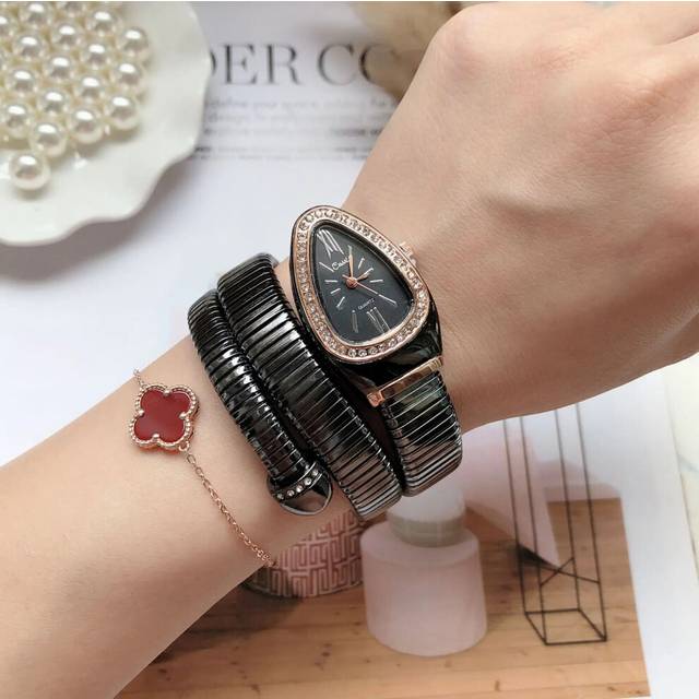 (2) Unique Snake Shaped Women'S Watches  With Rhinestone Fashion Luxury Brand