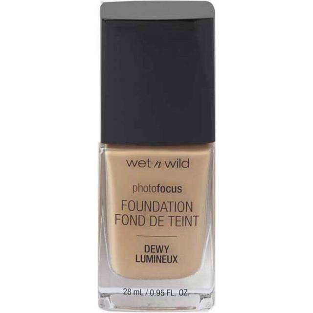 Wet n Wild, Photo Focus Foundation Dewy, Weightless Foundation with Nourishing and Long-wearing Formula, Buildable Coverage, Ideal for Normal to Dry