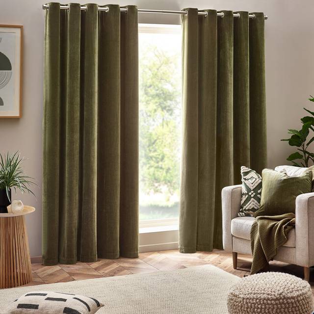 Yard Heavy Chenille Velvet Eyelet Curtains, Green