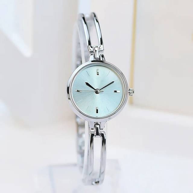 (green) Fashion Korea Women Watches Minimalist Luxury Alloy Ladies Watch Elegant - Green