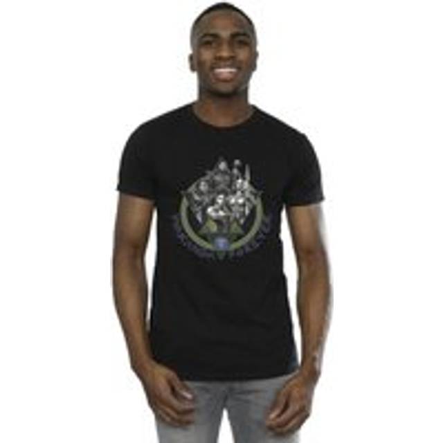 Black Panther Wakanda Forever Group Ring Pose T-Shirt - XXXL