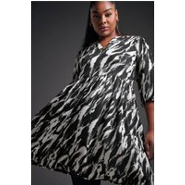 Yours Curve Black Abstract Print Textured Smock Dress, Women's Curve & Plus Size, Yours - 26-28