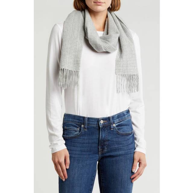 Amicale Cashmere Houndstooth Cashmere Scarf