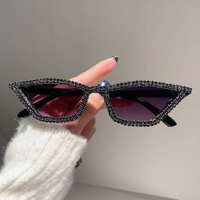 (black2, 1 pair) Retro Disco Full Rhinestones Cat Eye Sunglasses Vintage Triangle Frame Personality Party Sunglasses Sun Shade Eyewear