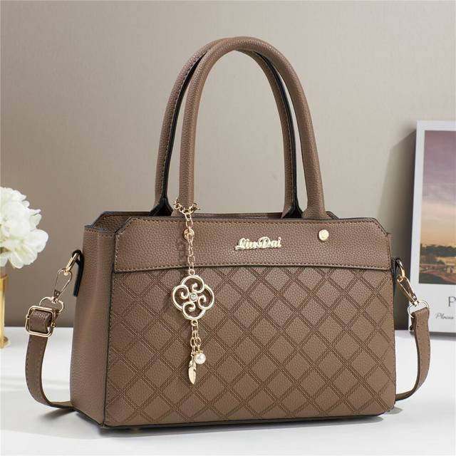 (Brown) Chic Urban Quilted Crossbody Bag With Cotton Lining Perfect For Everyday Fashion
