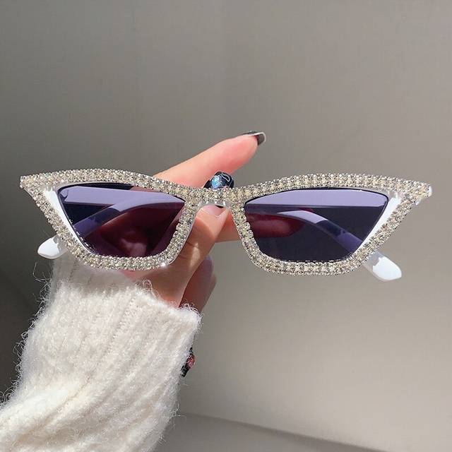 (white, 1 pair) Retro Disco Full Rhinestones Cat Eye Sunglasses Vintage Triangle Frame Personality Party Sunglasses Sun Shade Eyewear