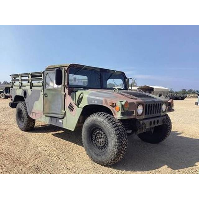 ICM35436 - ICM 1:35 -Humvee M1097A2 Cargo Carrier