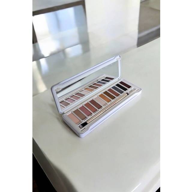 Pure cosmetics stripped collection eyeshadow palette 12 x 1.2g clearance
