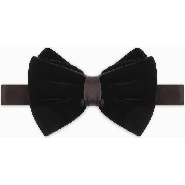 Giorgio’s velvet bow tie