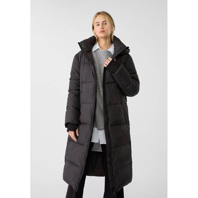 Stradivarius Long down puffer coat Black M