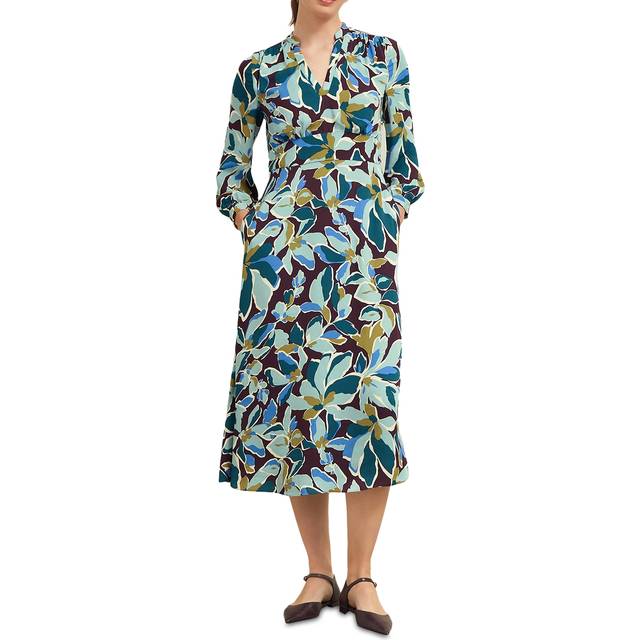 Lea Printed Flared Dress - MULTI - British label Hobbs was established in Hampstead in 1981, over the decades it has evolved from a small shoe label into a brand devoted to creating timeless pieces. The label’s collections feature a range of styles from everyday basics to sleek tailored pieces ideal for your workwear edit that will stand the test of time.