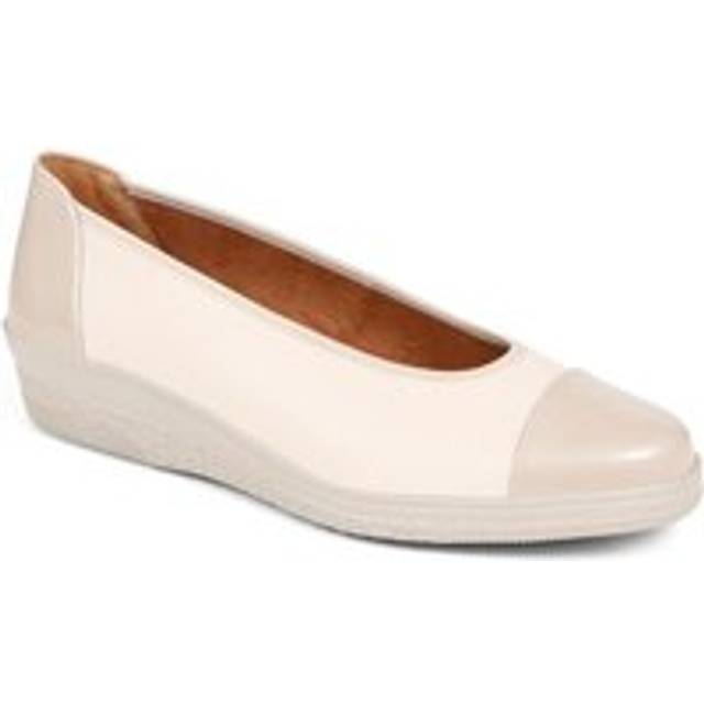 Gabor Petunia Womens Accent Low Heeled Pumps Colour: Ivory/Puder Patent, Size: 7