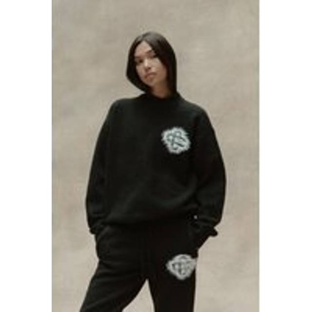 Fluffy Emblem Knitted Crew - Black
