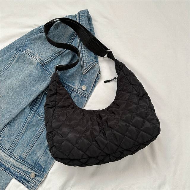 (Black) Chic Oxford Womens Cloth Handbag Winter Fashion Mediumsize Tote Bag