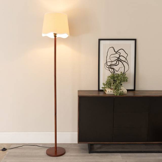 ValueLights Heather Dark Wood Scallop White Trim Lamp Floor Lamp & Bulb