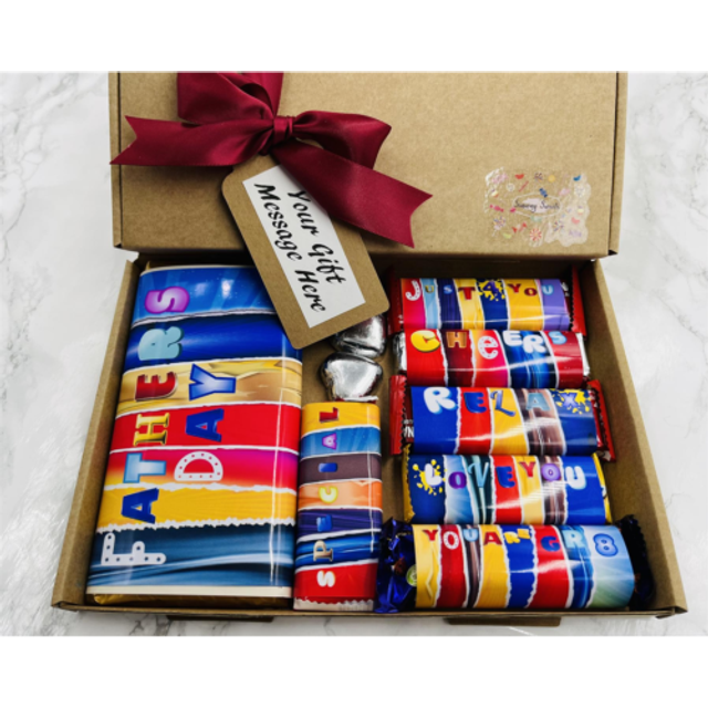 Chocolate Gift: 1 x Galaxy / 6 x Small / 2 x Foil Hearts