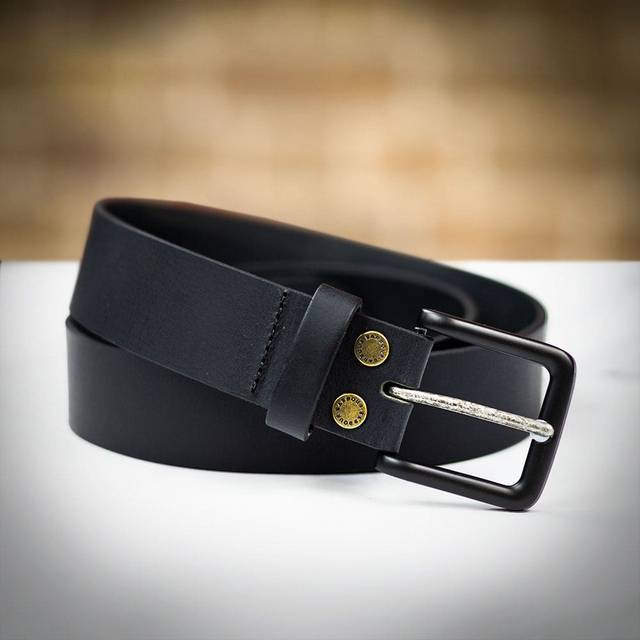 Barbour Double Rivet Leather Belt - Black - Medium - can be Engraved or Personalised