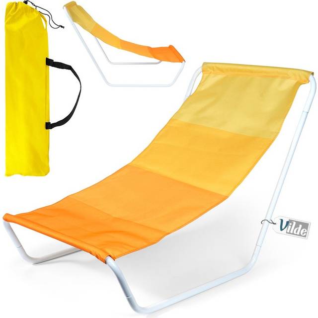 Folding beach chair with metal frame and carry bag
