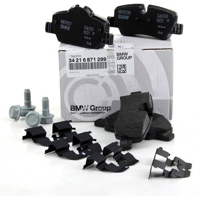Genuine mini rear brake pads f55 f56 f57 34216885529