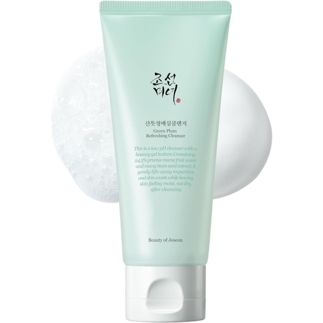 Revitalizing green plum cleanser - refreshing 100ml for glowing skin