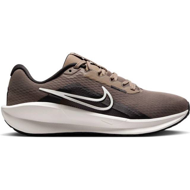 Women's Nike Downshifter 13 Running Shoes in Brown/Black | Size 7