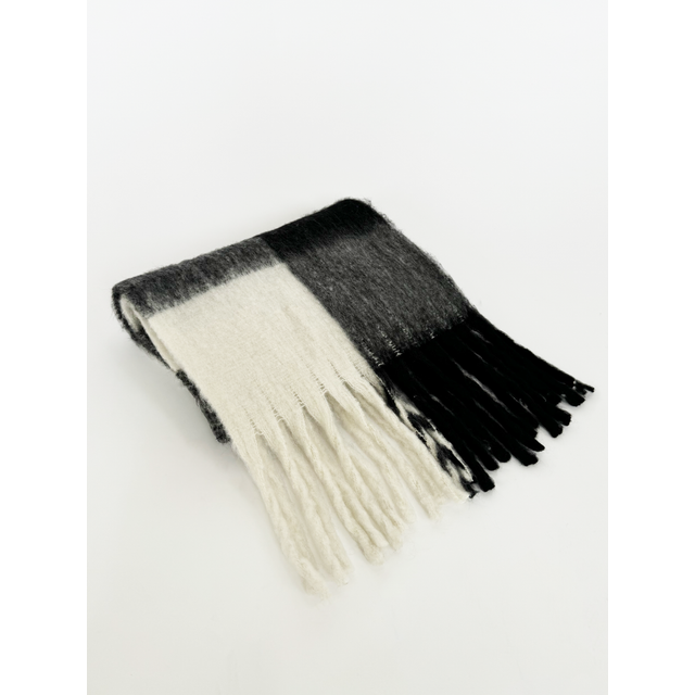 Chunky Black And White Check Scarf - One Size