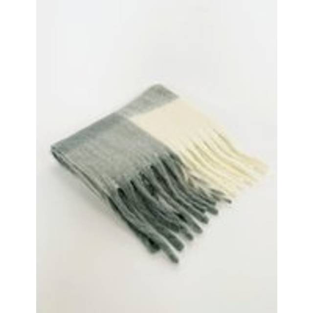 Chunky Grey and White Check Scarf - One Size