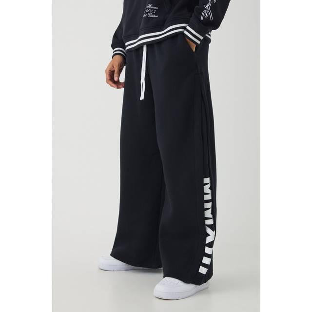 Extreme Wide Leg Pleated Gusset Jogger - Black - S