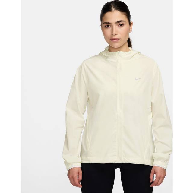 Nike Swift Repel Packable Running Jacket