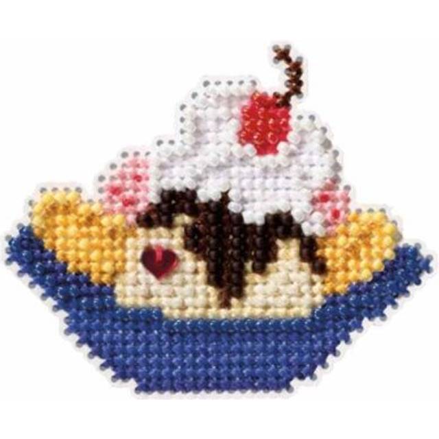 Banana Split Beaded Counted Cross Stitch Ornament Kit Mill Hill 2009 Spring Bouquet MH18-9105