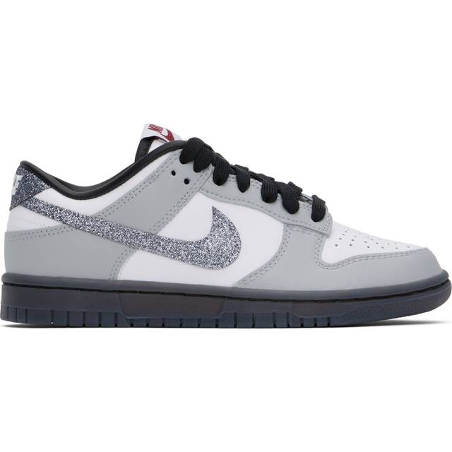 ウィメンズ ダンク Nike WMNS Dunk Low White Light Smoke Grey Amazon.com: NIKE Women's Gymnastics Shoes, Light Smoke Grey