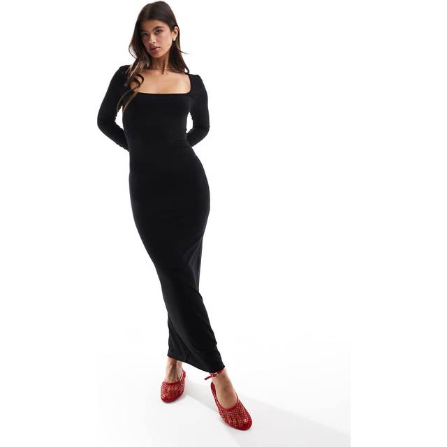 Miss Selfridge – Svart maxiklänning med lång ärm och djup halsringning-Svart/a