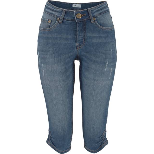Arizona Mid Waist Capri Jeans - Blue Worn