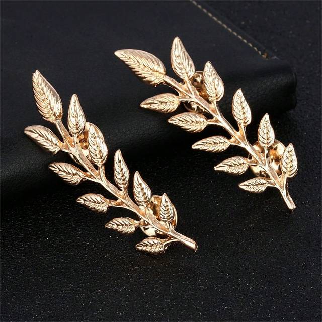 SHEIN 1 Pair Silver Leaf Design Shirt Collar Brooch Pin Clips, Suit For Beer Festival Attire Or As Fashion Accessory Gift
