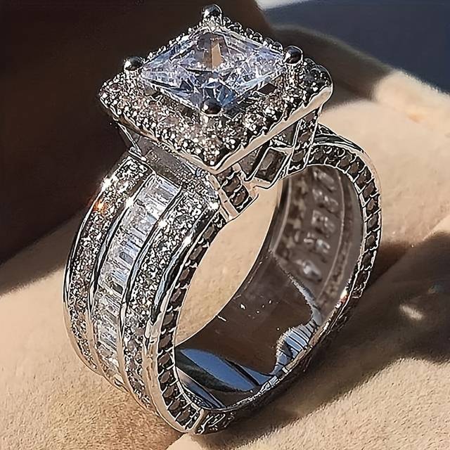 TEMU 1pc Women's Engagement Ring Four-claw Synthetic Zirconia Women's Ring Wedding Banquet Exquisite Ring Accessories