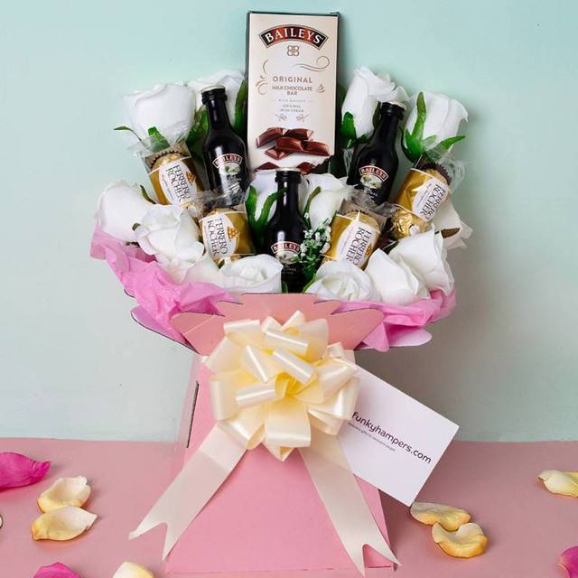 Baileys Bouquet, One Colour, Women