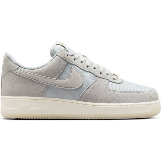 ★Nike★ Air Force 1 07 LV8 M Light Smoke Grey llic Gold Nike Air Force 1 '07 LV8 M - Light Smoke Grey/Metallic Gold