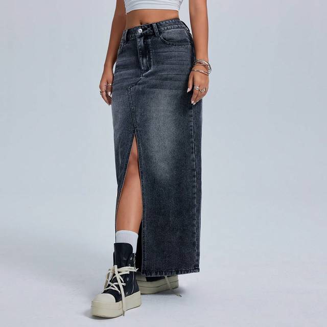SHEIN Women Front Button Pocket Minimalist Split Hem Casual Denim Skirt