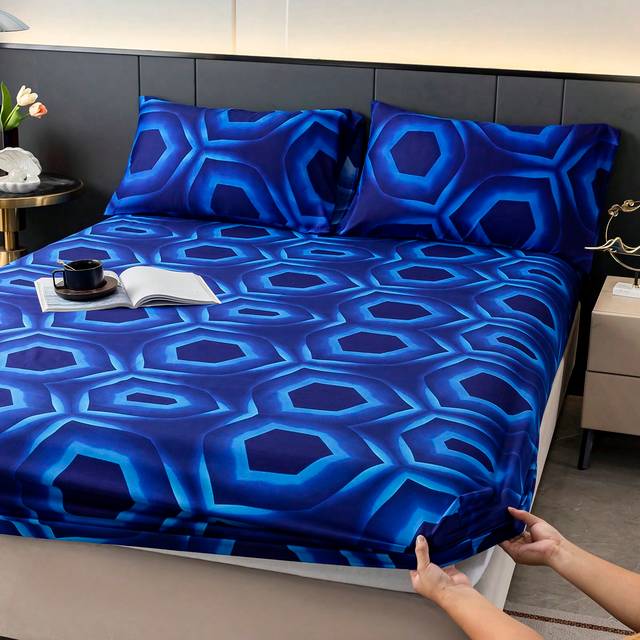 SHEIN 3pcs Printed Bedsheet Set (1 Fitted Sheet + 2 Pillowcases), High-End Comfortable Soft Breathable, Fits Tightly On Mattress, Machine/Hand Washable, Sui