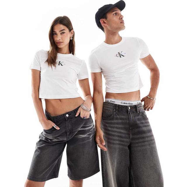 Calvin Klein Jeans – Pride – Vit, kort t-shirt i unisex-modell-Vit/a