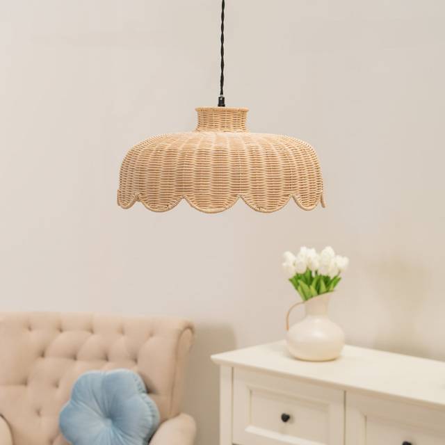 Naveah Natural Scallop Rattan Pendant Ceiling Floor Lamp Light Shade - Beige (18cm H X 38cm W X 38cm D)