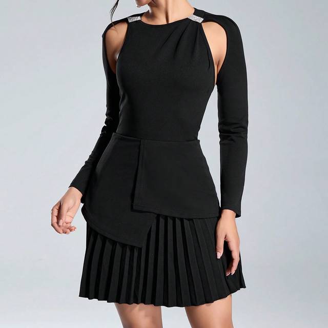 Moosta Women&#39;s Elegant Knit Black Waisted Hollow Out Long Sleeve Pleated Short Crystal Chain Decor Party Dress, Cocktail Semi Formal Prom Dress, For Birthday